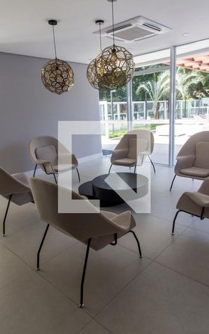 Apartamento para alugar com 70m², 2 quartos e 2 vagasHall social