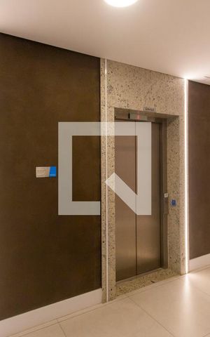 Apartamento para alugar com 70m², 2 quartos e 2 vagasHall social