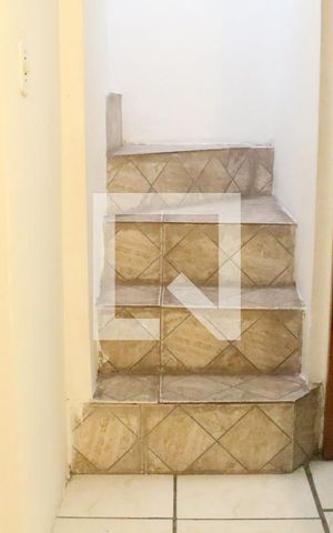 Casa à venda com 120m², 3 quartos e 4 vagasSala de Jantar - Escada