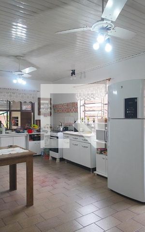 Casa à venda com 120m², 4 quartos e 2 vagasCozinha