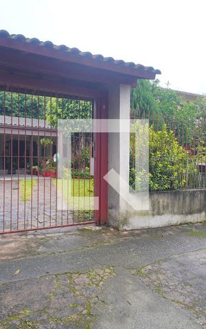 Casa à venda com 120m², 4 quartos e 2 vagasFachada