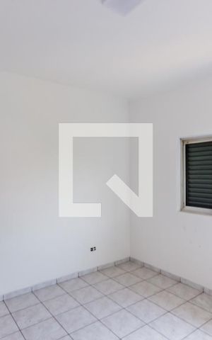 Casa à venda com 271m², 3 quartos e 6 vagas Casa à venda com 271m², 3 quartos e 6 vagasQuarto 3