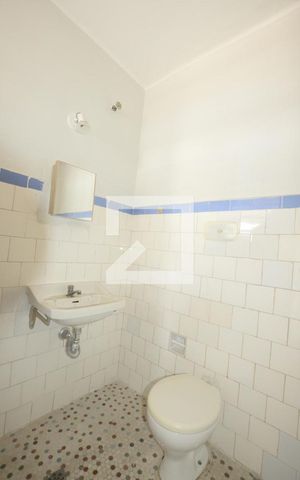Apartamento para alugar com 65m², 2 quartos e sem vagaBanheiro 