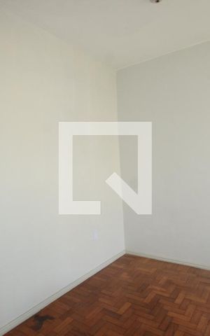 Apartamento para alugar com 65m², 2 quartos e sem vagaQuarto  1
