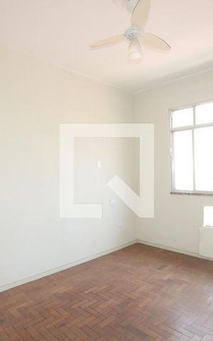 Apartamento para alugar com 65m², 2 quartos e sem vagaQuarto  2