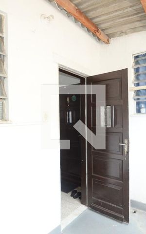 Apartamento para alugar com 65m², 2 quartos e sem vagaÁrea de Serviço