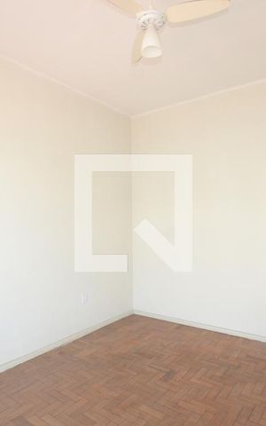 Apartamento para alugar com 65m², 2 quartos e sem vagaQuarto  2