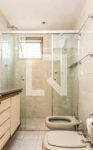 Apartamento à venda com 170m², 3 quartos e 3 vagas Apartamento à venda com 170m², 3 quartos e 3 vagasSuíte - Banheiro