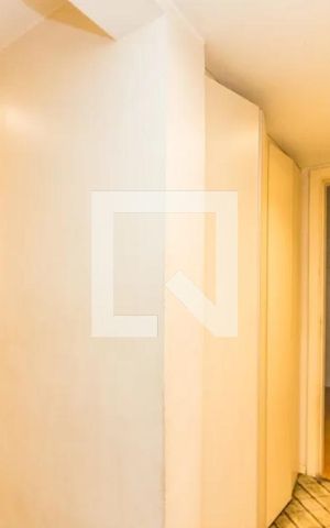 Apartamento à venda com 170m², 3 quartos e 3 vagas Apartamento à venda com 170m², 3 quartos e 3 vagasCorredor