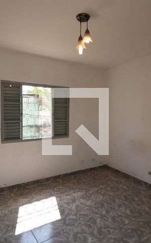 Casa para alugar com 110m², 4 quartos e 2 vagasSuite