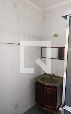 Casa para alugar com 110m², 4 quartos e 2 vagasBanheiro da Suíte
