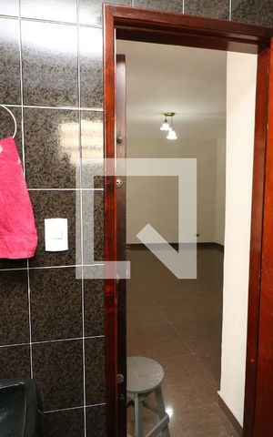Casa para alugar com 110m², 4 quartos e 2 vagasLavabo