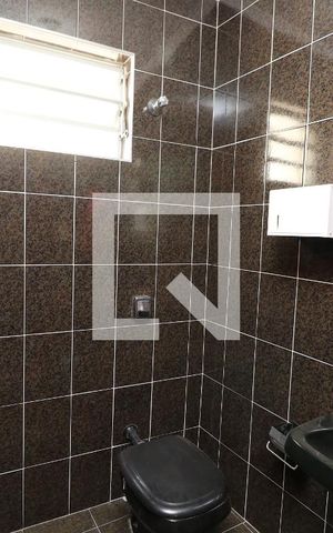 Casa para alugar com 110m², 4 quartos e 2 vagasLavabo