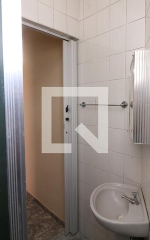 Casa para alugar com 110m², 4 quartos e 2 vagasBanheiro