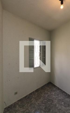 Casa para alugar com 110m², 4 quartos e 2 vagasQuarto 1