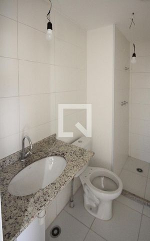 Apartamento à venda com 36m², 2 quartos e sem vaga Apartamento à venda com 36m², 2 quartos e sem vagaBanheiro