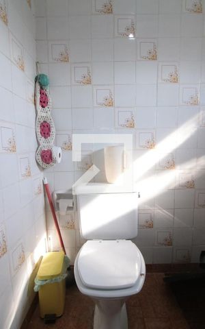 Casa à venda com 196m², 3 quartos e 2 vagasBanheiro de Serviço