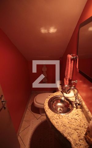 Casa à venda com 196m², 3 quartos e 2 vagasLavabo 