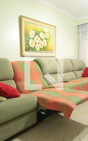 Casa à venda com 196m², 3 quartos e 2 vagasSala