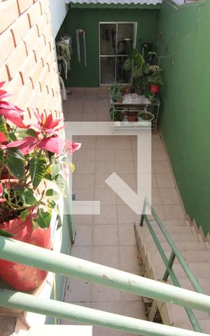 Casa à venda com 196m², 3 quartos e 2 vagasÁrea Externa