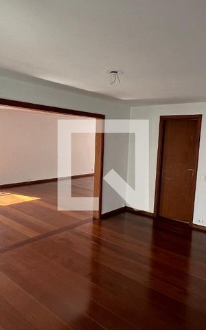 Apartamento para alugar com 209m², 4 quartos e 3 vagasSala