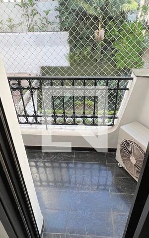 Apartamento para alugar com 209m², 4 quartos e 3 vagasVaranda