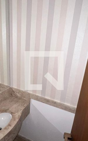Apartamento para alugar com 209m², 4 quartos e 3 vagasBanheiro