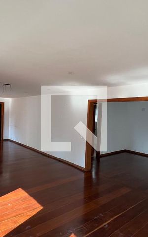 Apartamento para alugar com 209m², 4 quartos e 3 vagasSala