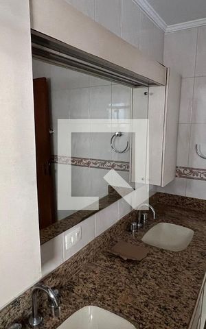 Apartamento para alugar com 209m², 4 quartos e 3 vagasBanheiro