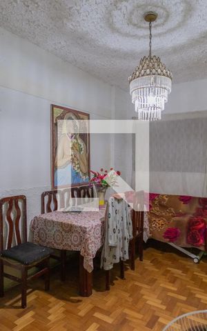 Apartamento à venda com 74m², 2 quartos e sem vaga Apartamento à venda com 74m², 2 quartos e sem vagaSala