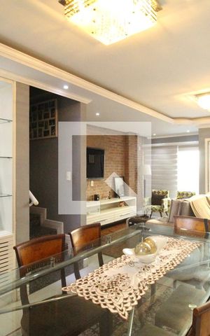 Casa à venda com 128m², 3 quartos e 1 vagaSala