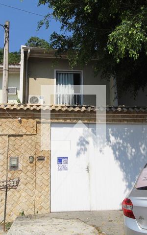 Casa à venda com 128m², 3 quartos e 1 vagaFachada