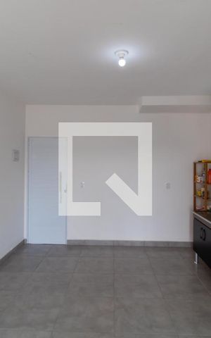Studio para alugar com 28m², 1 quarto e sem vaga Studio para alugar com 28m², 1 quarto e sem vagaKitnet