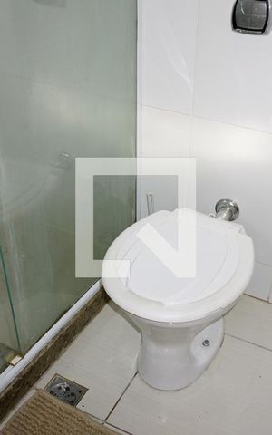 Casa à venda com 205m², 3 quartos e 2 vagasBanheiro Suite 1