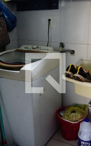 Casa à venda com 205m², 3 quartos e 2 vagasArea de Serviço