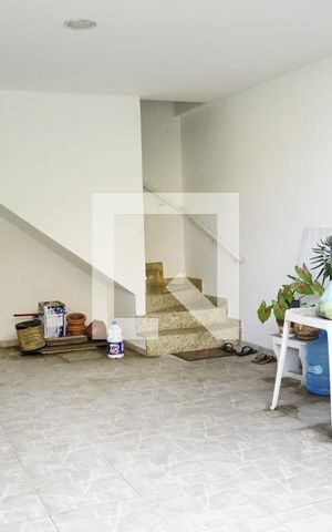 Casa à venda com 205m², 3 quartos e 2 vagasGaragem