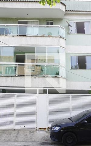 Casa à venda com 205m², 3 quartos e 2 vagasFachada