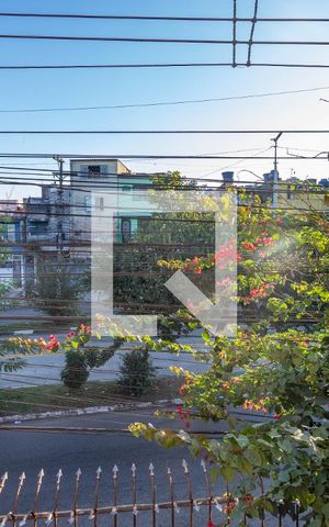 Casa à venda com 194m², 3 quartos e 2 vagas Casa à venda com 194m², 3 quartos e 2 vagasVista do quarto 2