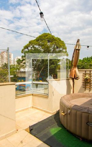Apartamento à venda com 140m², 2 quartos e 2 vagasCobertura
