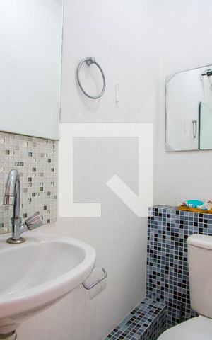 Apartamento à venda com 140m², 2 quartos e 2 vagasBanheiro de Serviço