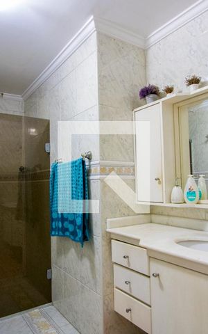 Apartamento à venda com 132m², 3 quartos e 2 vagasBanheiro social