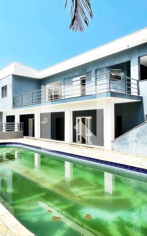 Casa à venda com 826m², 5 quartos e 12 vagasÁrea da Piscina