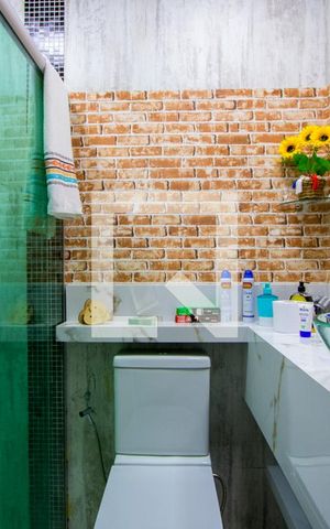 Casa à venda com 280m², 3 quartos e 2 vagasBanheiro do quarto 1