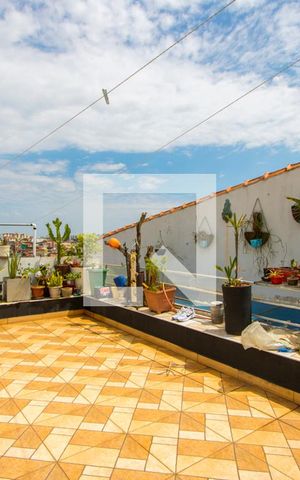 Casa à venda com 280m², 3 quartos e 2 vagasQuintal
