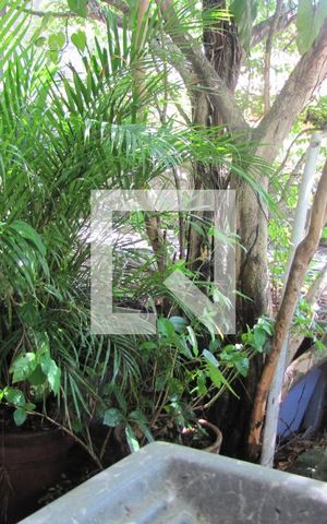 Casa à venda com 200m², 3 quartos e 3 vagasÁrea de Serviço Casa 2