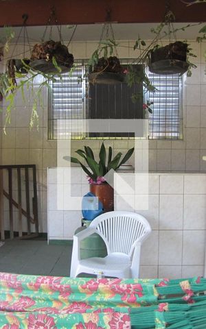 Casa à venda com 200m², 3 quartos e 3 vagasQuintal