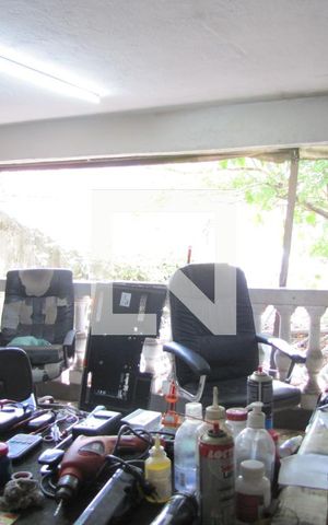 Casa à venda com 200m², 3 quartos e 3 vagasVaranda