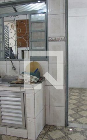Casa à venda com 200m², 3 quartos e 3 vagasCozinha Casa 2