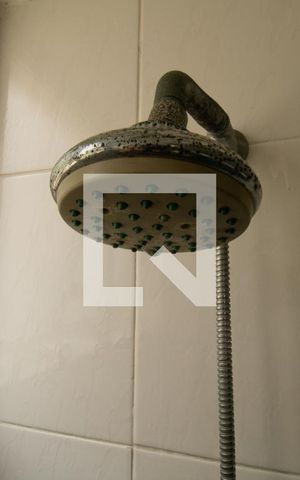 Apartamento à venda com 80m², 2 quartos e 1 vaga Apartamento à venda com 80m², 2 quartos e 1 vagaBanheiro da Suíte