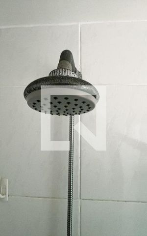 Apartamento à venda com 80m², 2 quartos e 1 vaga Apartamento à venda com 80m², 2 quartos e 1 vagaBanheiro